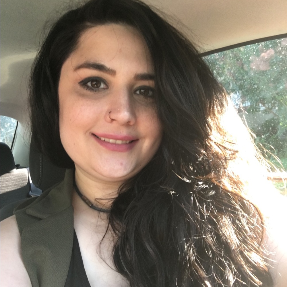Meet your Posher, Cecilia